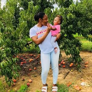 Meet your Posher, Lyre